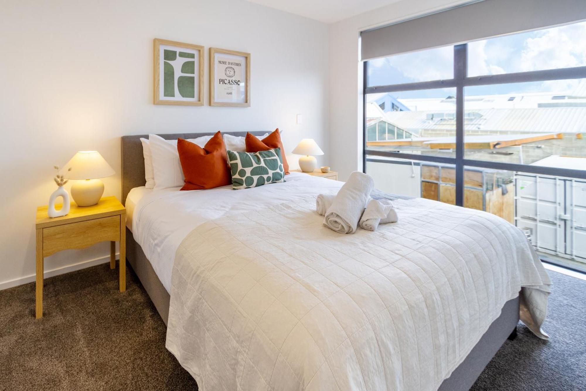 2 Bed, 2 Bath W Sofa Bed - Great Cafes Nearby Apartman Christchurch Kültér fotó